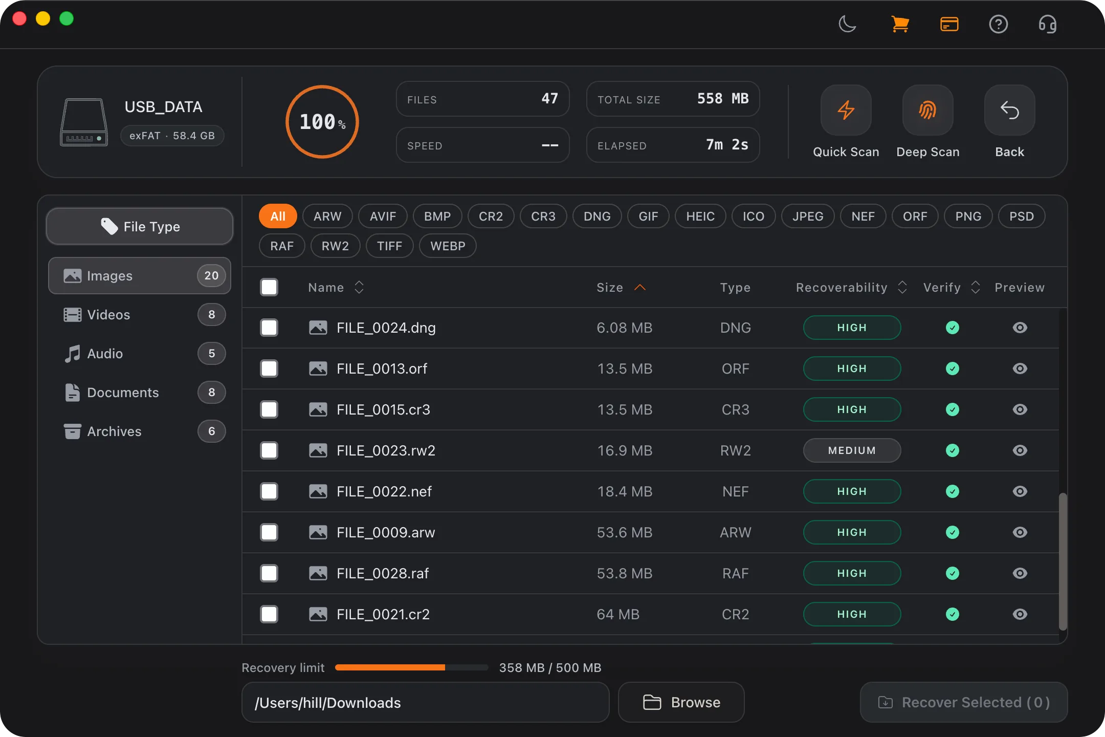 Refindo Deep Scan results grouping recovered files by type after signature scanning of a formatted drive.